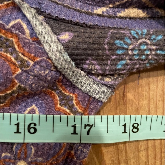 Free People We the Free Thermal Henley Patchwork patterned long sleeve top L - Picture 5 of 11